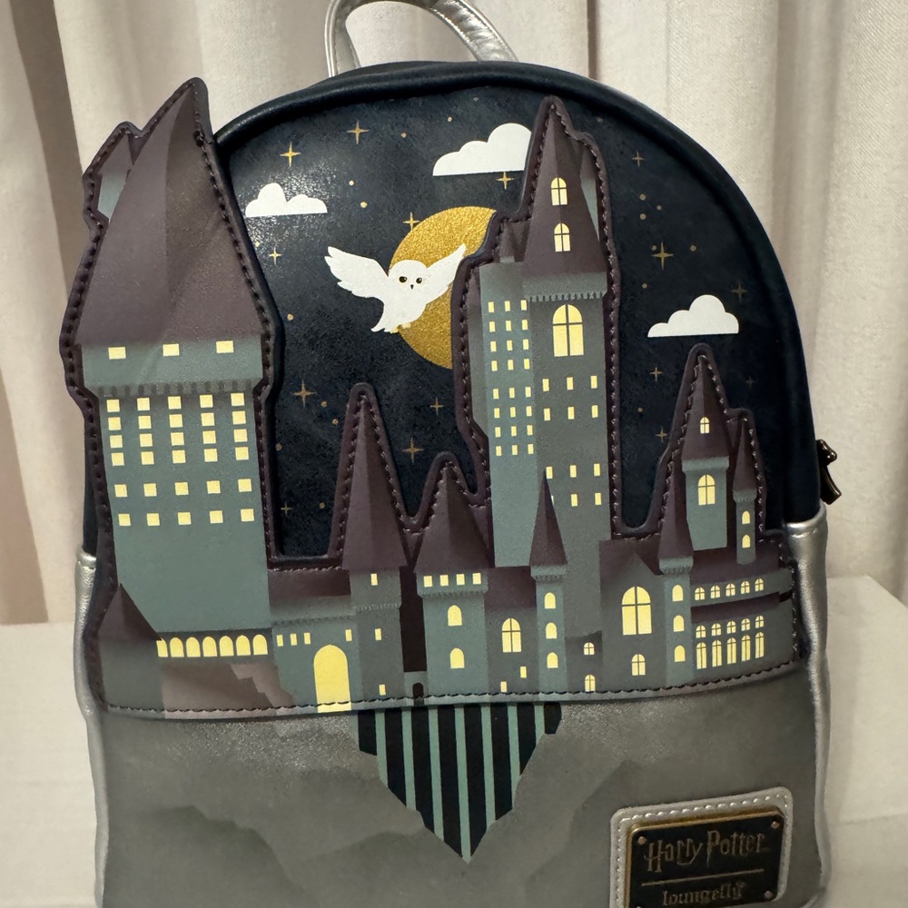 Lounged Hogwarts back pack